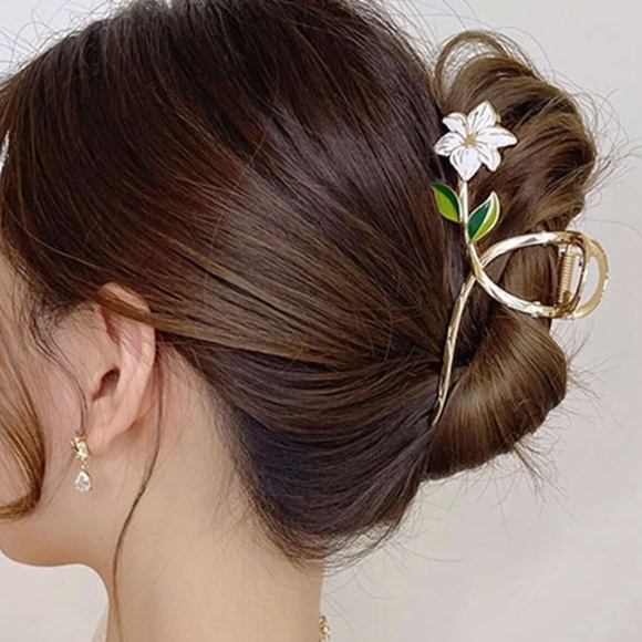 Large Flower Hair Clip